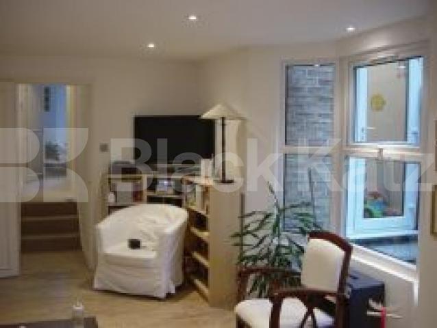 			2 Bedroom, 1 bath, 1 reception Flat			 Solon Road, Brixton-Clapham